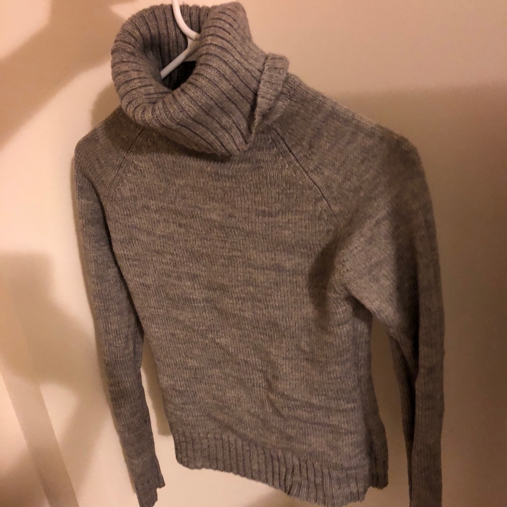 💥💥Zara turtle neck sweater💥💥